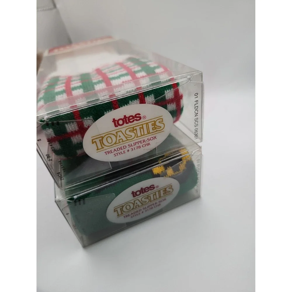 Vintage Totes Toasties 1992 Women Slipper Sox Socks NIB Christmas Theme